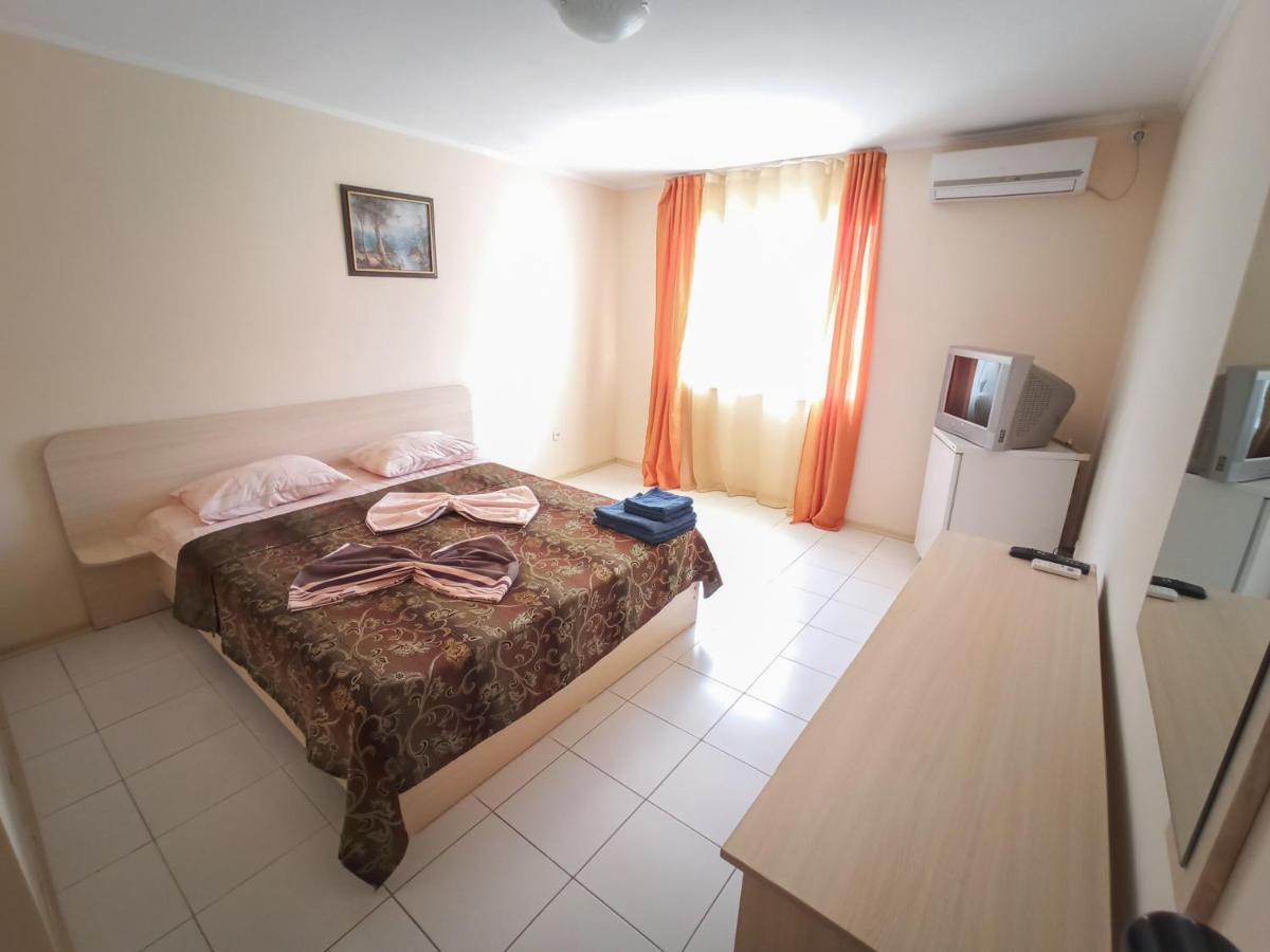 Dolce Vita Resort Hotel Zaliznyi Port Camera foto